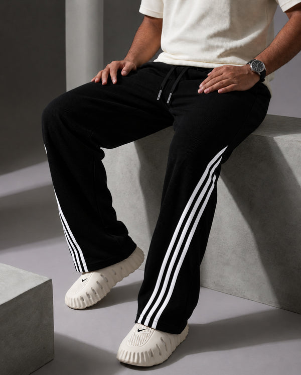 Black Three Step Baggy Jogger, China waffle, relaxed baggy fit
