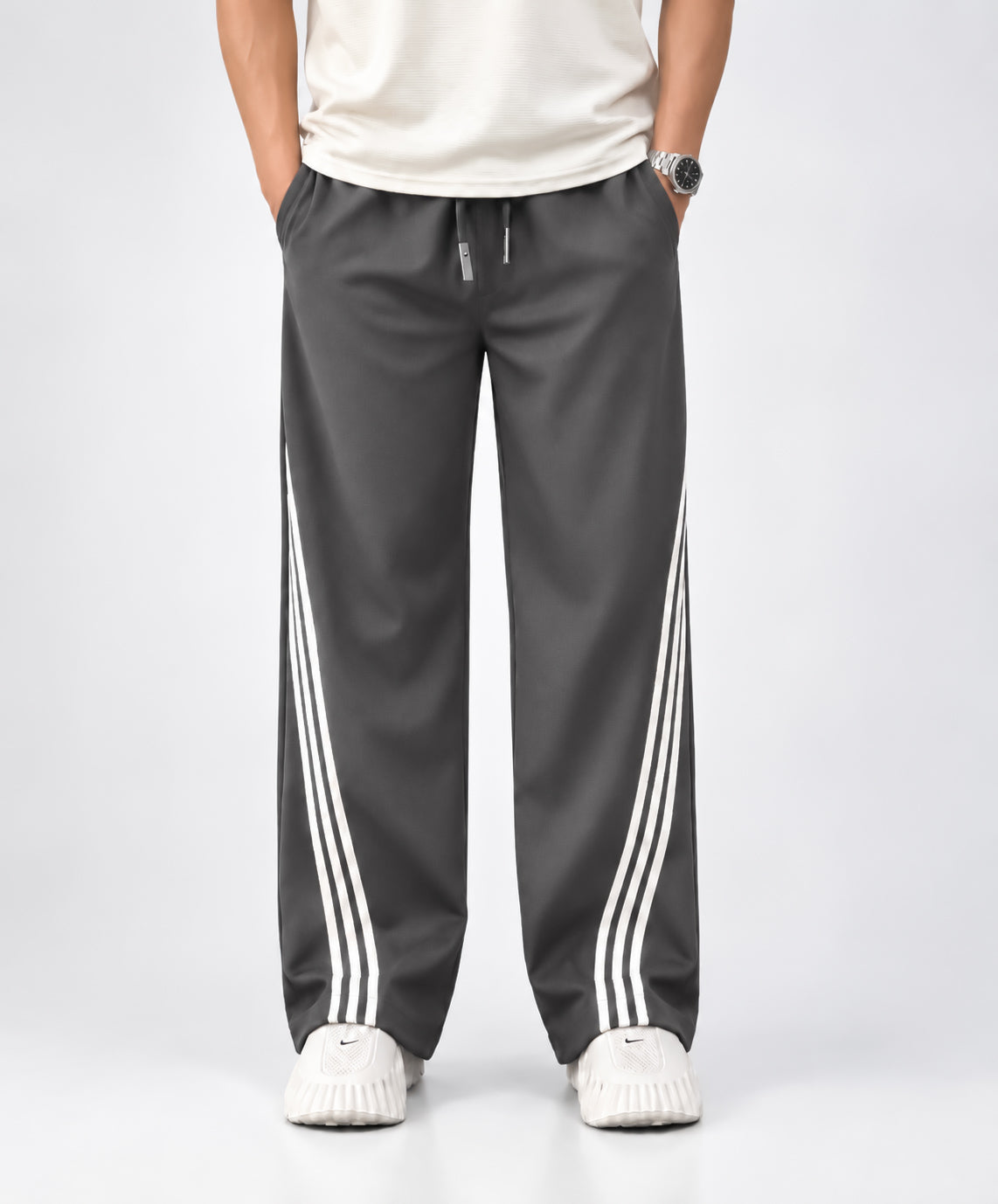Three Step Baggy Jogger in Ash — Evikon