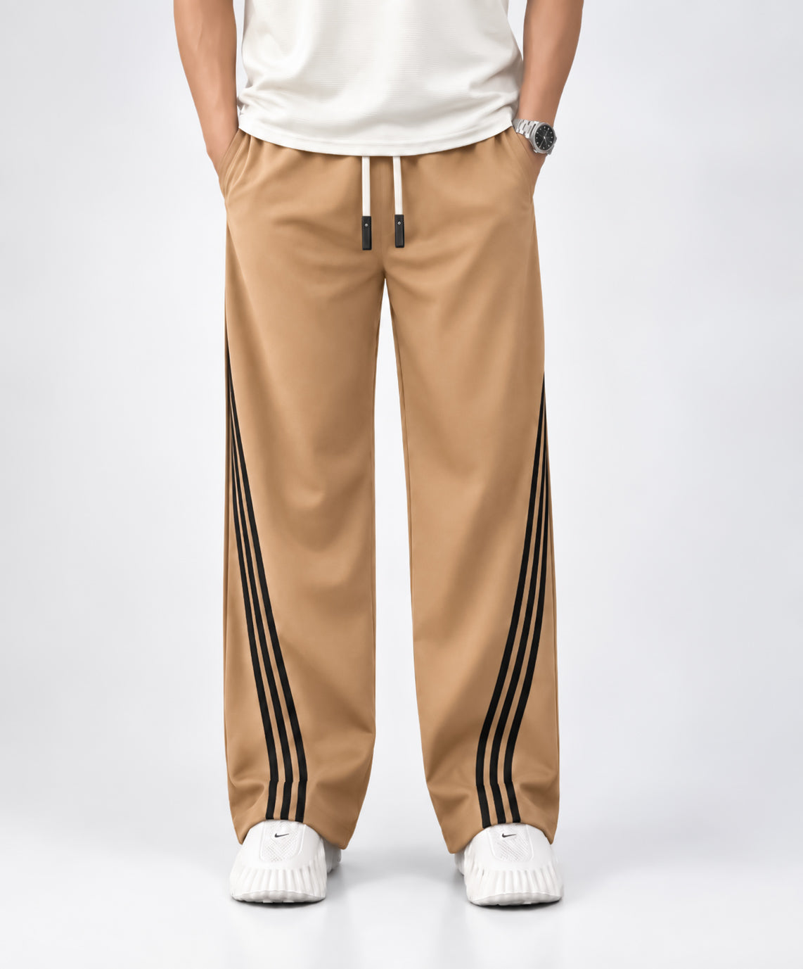 Three Step Baggy Jogger in Brown — Evikon